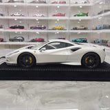 [Henson & Heaven] 1:18 Ferrari 2019 F8 Tributo Silver Model Car Resin