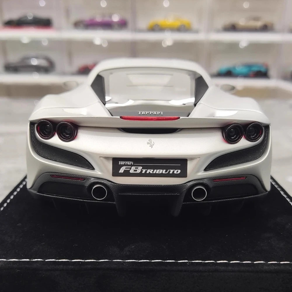 [Henson & Heaven] 1:18 Ferrari 2019 F8 Tributo argent voiture miniature Resin