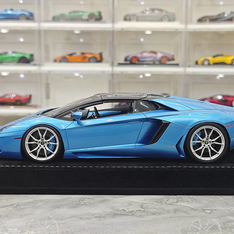 Henson & Heaven Lamborghini 2013 Aventador LP700-4 Roadster Azzurro Thetis 1:18 – Resina modello in resina collezionabile