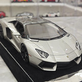 Henson & Heaven Lamborghini 2013 Aventador LP700-4 Roadster Grigio Metalluro 1:18 – Keräilyhartsimallihartsi