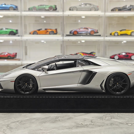 Henson & Heaven Lamborghini 2013 Aventador LP700-4 Roadster Grigio Metalluro 1:18 – Resina da collezione per modelli in resina