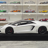Henson & Heaven Lamborghini 2013 Aventador LP700-4 Roadster Pearl White 1:18 – Collectible Resin Model Resin