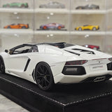 Henson & Heaven Lamborghini 2013 Aventador LP700-4 Roadster Pearl White 1:18 – Collectible Resin Model Resin