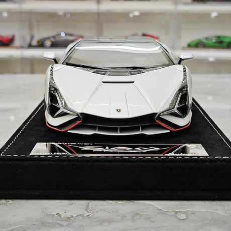 Henson & Heaven Lamborghini 2019 Sian FKP 37 Argento 1:18 – Modello in resina da collezione