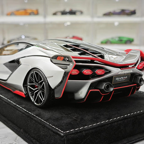 Henson & Heaven Lamborghini 2019 Sian FKP 37 Argento 1:18 – Modello in resina da collezione