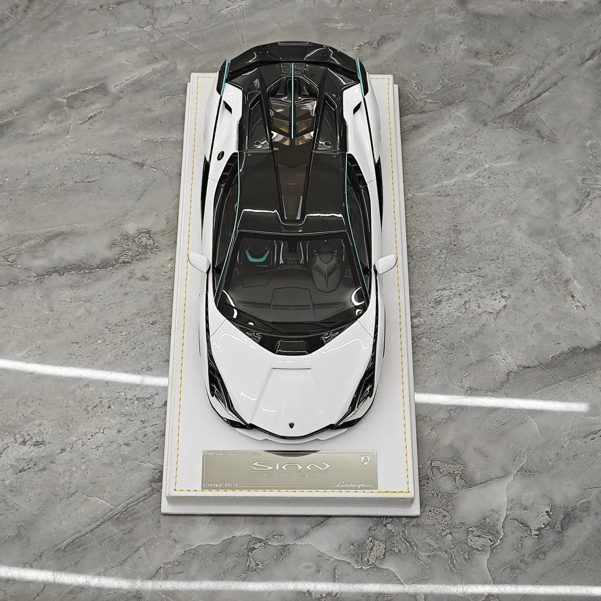Henson & Heaven Lamborghini 2019 Sian FKP 37 Bianco Canopus 1:18 – Resina modello in resina collezionabile