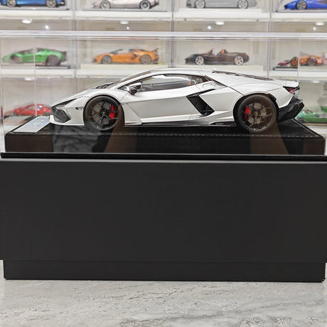 Henson & Heaven Lamborghini 2024 Revuelto Silver 1:18 – Resina modello in resina collezionabile