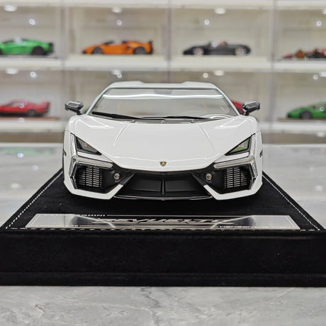 Henson & Heaven Lamborghini 2024 Revuelto White 1:18 – Resina da collezione per modelli in resina