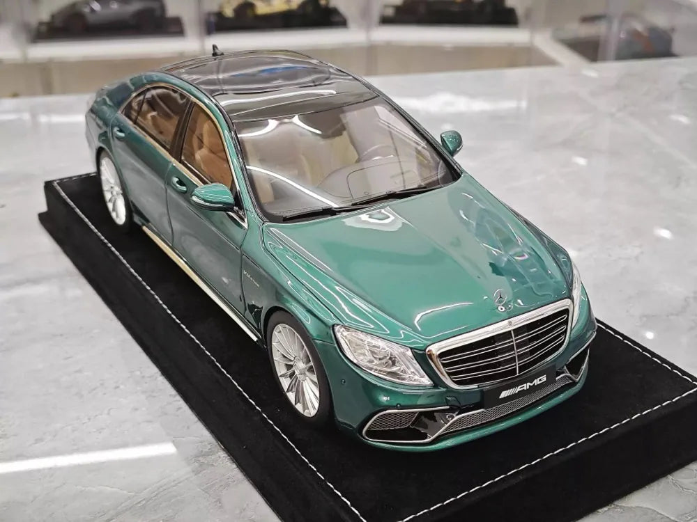 [Henson & Heaven] 1:18 Mercedes-Benz 2020 AMG S65L W222 Green Model Car Resin