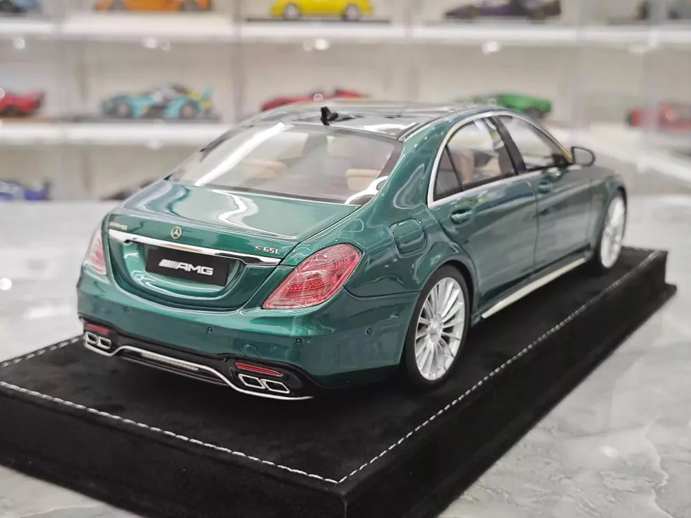 [Henson och Heaven] 1:18 Mercedes-Benz 2020 AMG S65L W222 grön modellbil resin