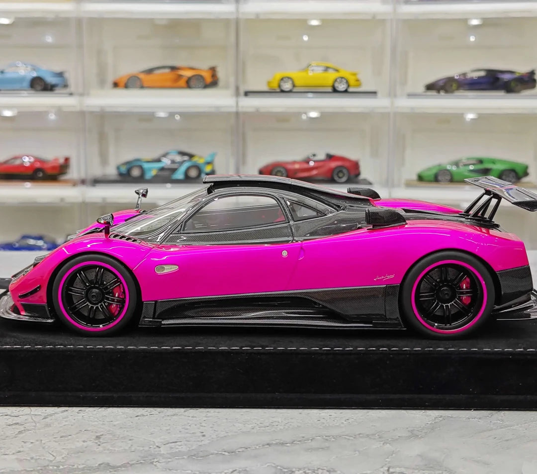 Henson & Heaven Pagani 2009 Zonda Cinque Coupe Purple 1:18 – Modello in resina collezionabile