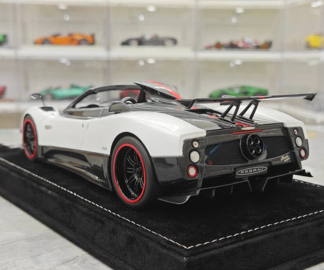 Henson & Heaven Pagani 2009 Zonda سينك وايت 1:18 – نموذج راتنج قابل للجمع