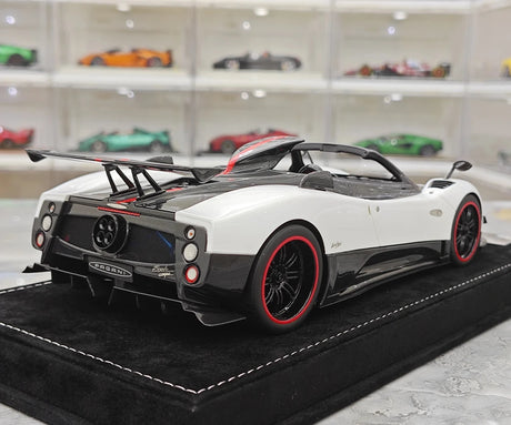 Henson & Heaven Pagani 2009 Zonda سينك وايت 1:18 – نموذج راتنج قابل للجمع