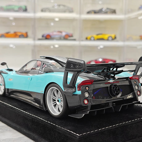 Henson & Heaven Pagani 2016 Zonda 760 Roadster Cyan Black Carbon 1:18 – samlarobjekt resinmodellresin