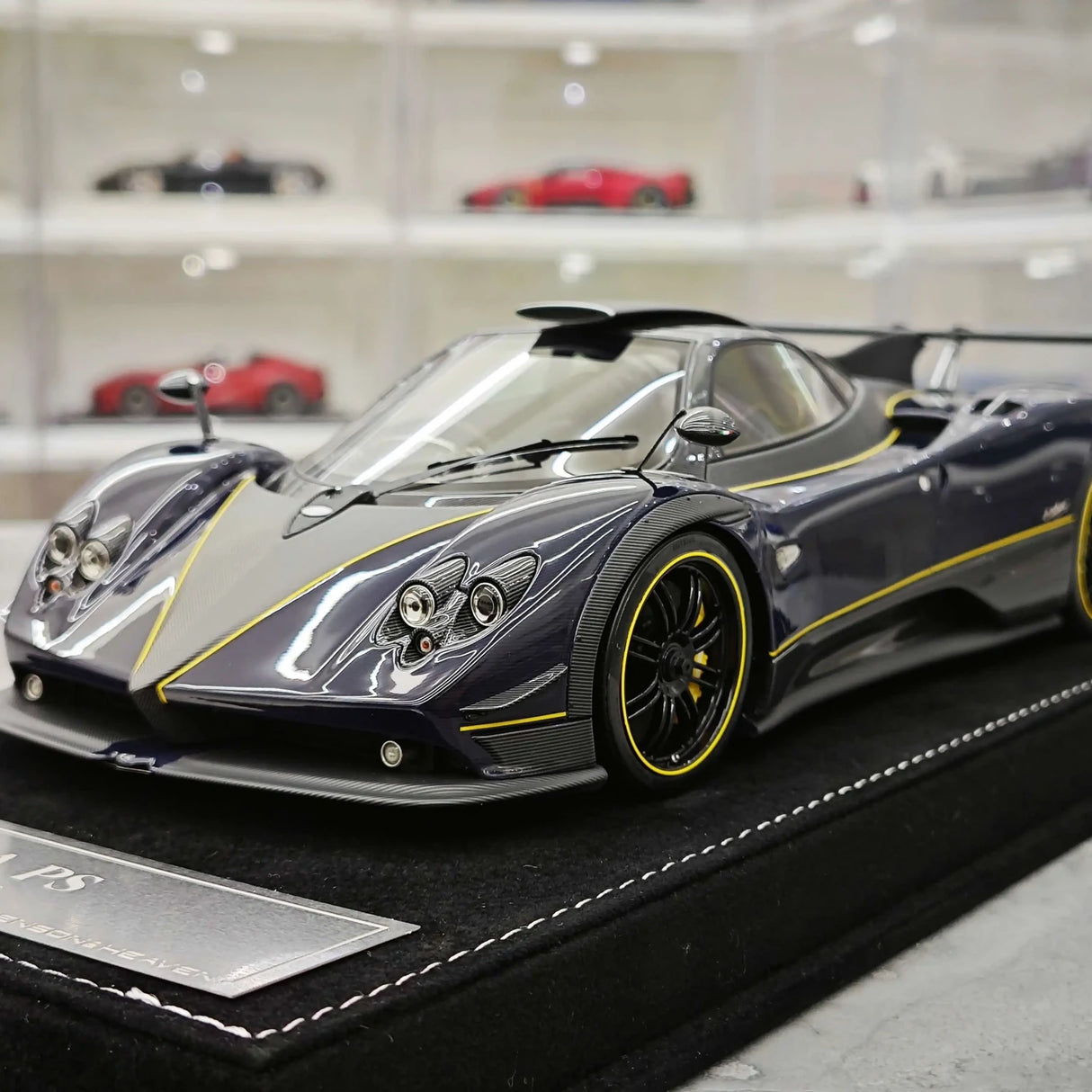 Henson & Heaven Pagani 2016 Zonda 760 Roadster Deep Blue 1:18 – Modello in resina collezionabile
