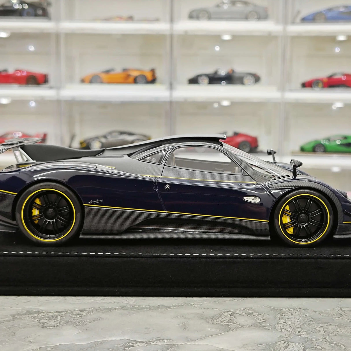 Henson & Heaven Pagani 2016 Zonda 760 Roadster Deep Blue 1:18 – Modello in resina collezionabile