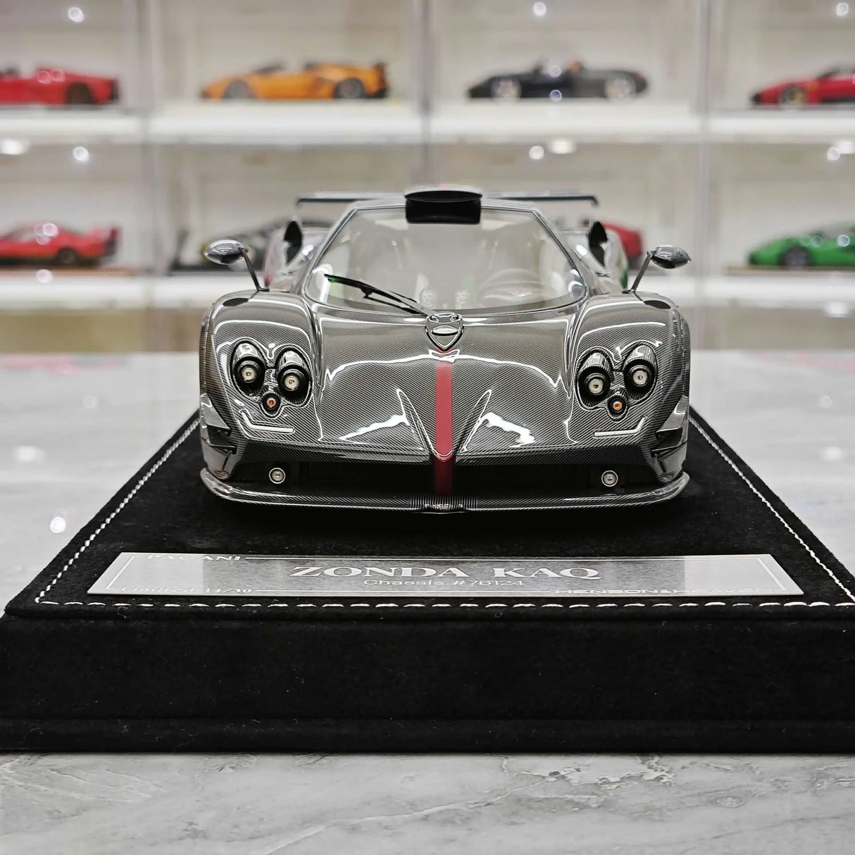 Henson & Heaven Pagani 2016 Zonda 760 Roadster Nera lucida 1:18 – Resina modello in resina collezionabile