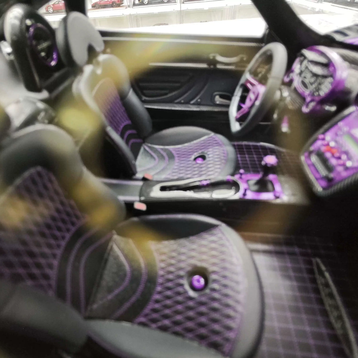 Henson & Heaven Pagani 2016 Zonda 760 Roadster Purple 1:18 – Resina da collezione in resina