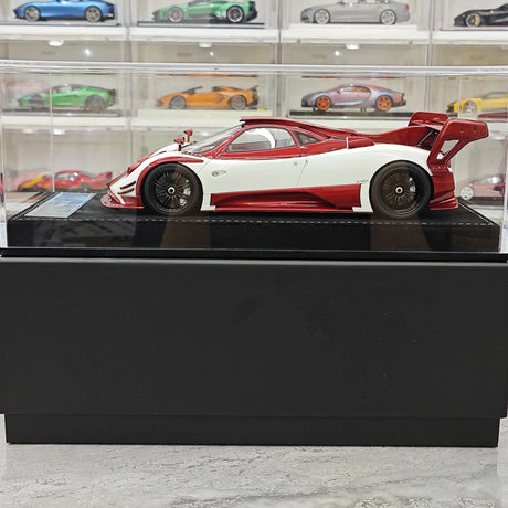 Henson & Heaven Pagani 2016 Zonda 760 Roadster Red White Carbon 1:18 – samlarobjekt resinmodellresin