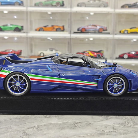 Henson & Heaven Pagani 2021 Huayra R Blue Gold Carbon 1:18 – Resina modello in resina collezionabile