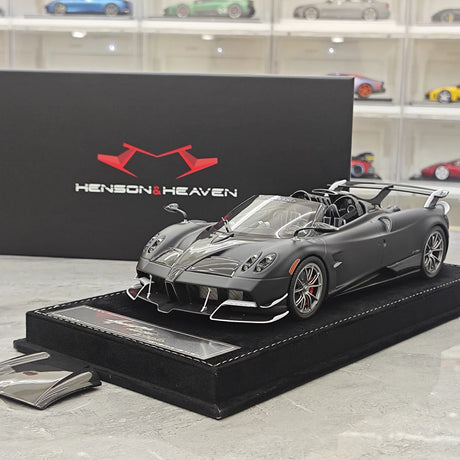 Henson & Heaven Pagani 2021 Huayra R Matte Black Carbon 1:18 – Resina da collezione modello in resina