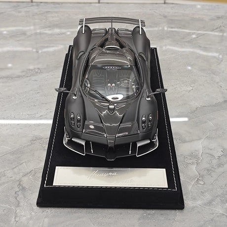 Henson & Heaven Pagani 2021 Huayra R Matte Black Carbon 1:18 – Resina da collezione modello in resina