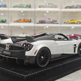 Henson & Heaven Pagani 2021 Huayra R Silver Black Carbon 1:18 – Verzamelbare resin modelresin resin