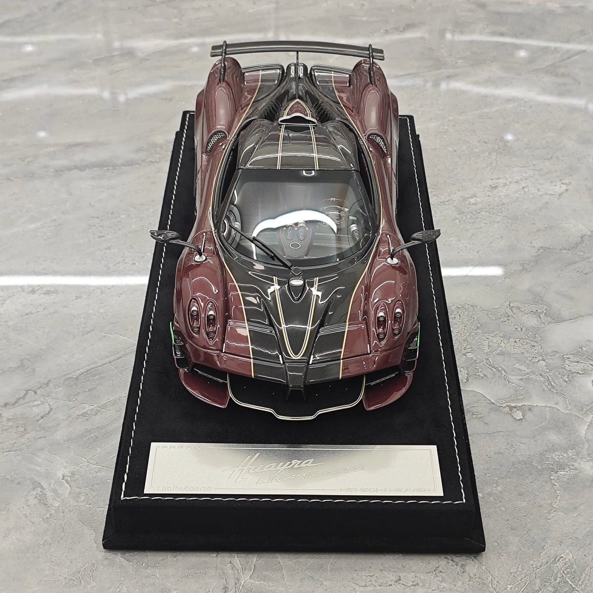Henson & Heaven Pagani 2021 Huayra R Wine 1:18 – Verzamelbare harsmodelresin