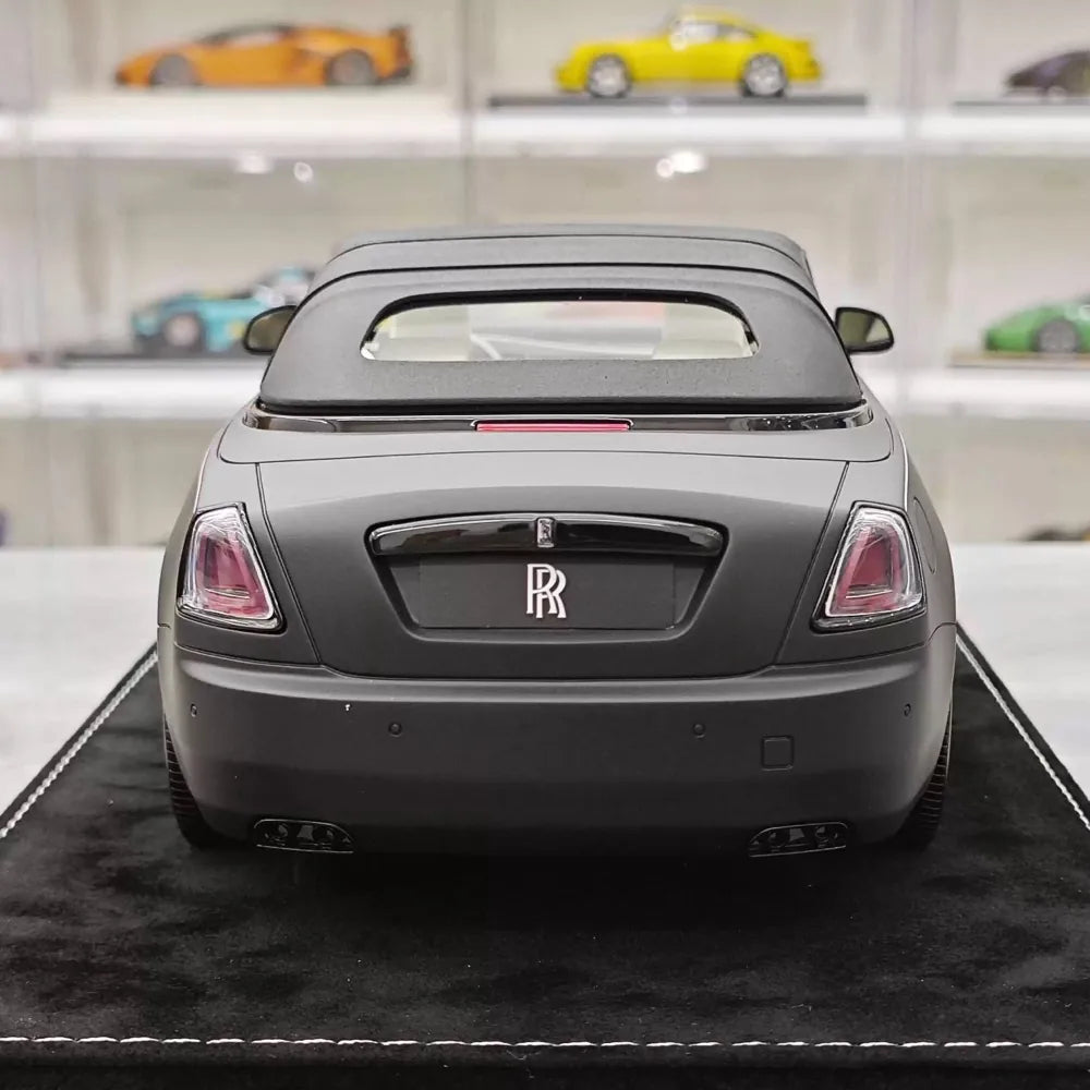 [Henson & Heaven] 1:18 Rolls-Royce 2015 Dawn Black Model Car Resin