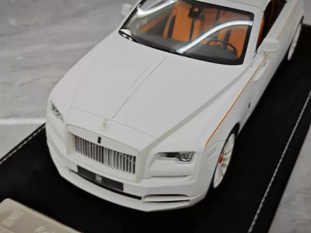 [Henson & Heaven] 1:18 Rolls-Royce 2015 Dawn White Model Car Resin