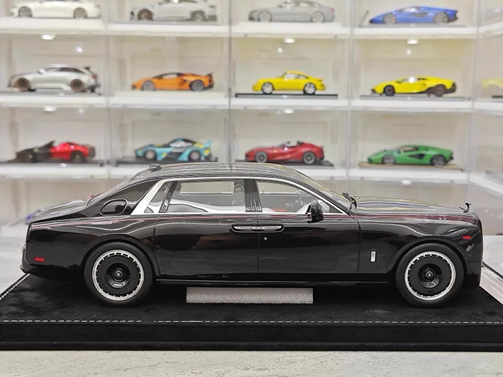[Henson & Heaven] 1:18 Rolls-Royce 2017 Phantom VIII Black Model Car Resin