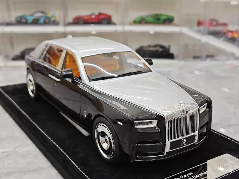 [Henson & Heaven] 1:18 Rolls-Royce 2017 Phantom VIII Black & Silver Model Car Resin