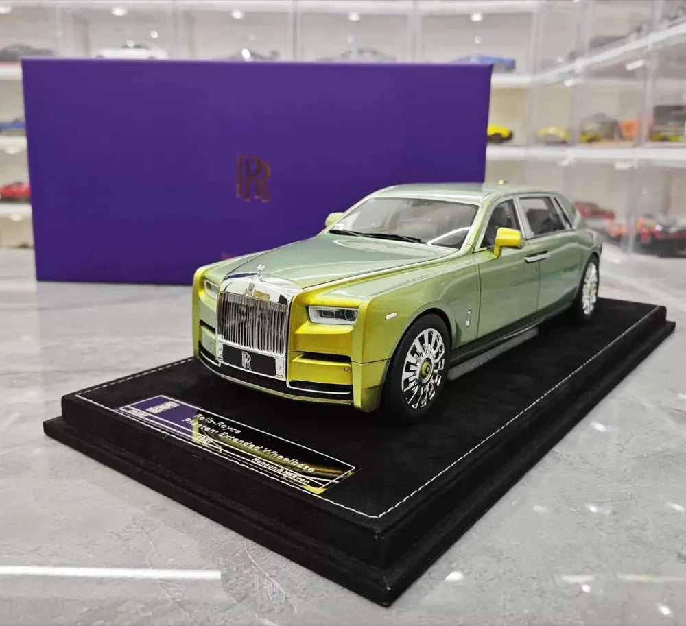 [Henson & Heaven] 1:18 Rolls-Royce 2017 Phantom VIII Metallic Lime Green Model Car Resin