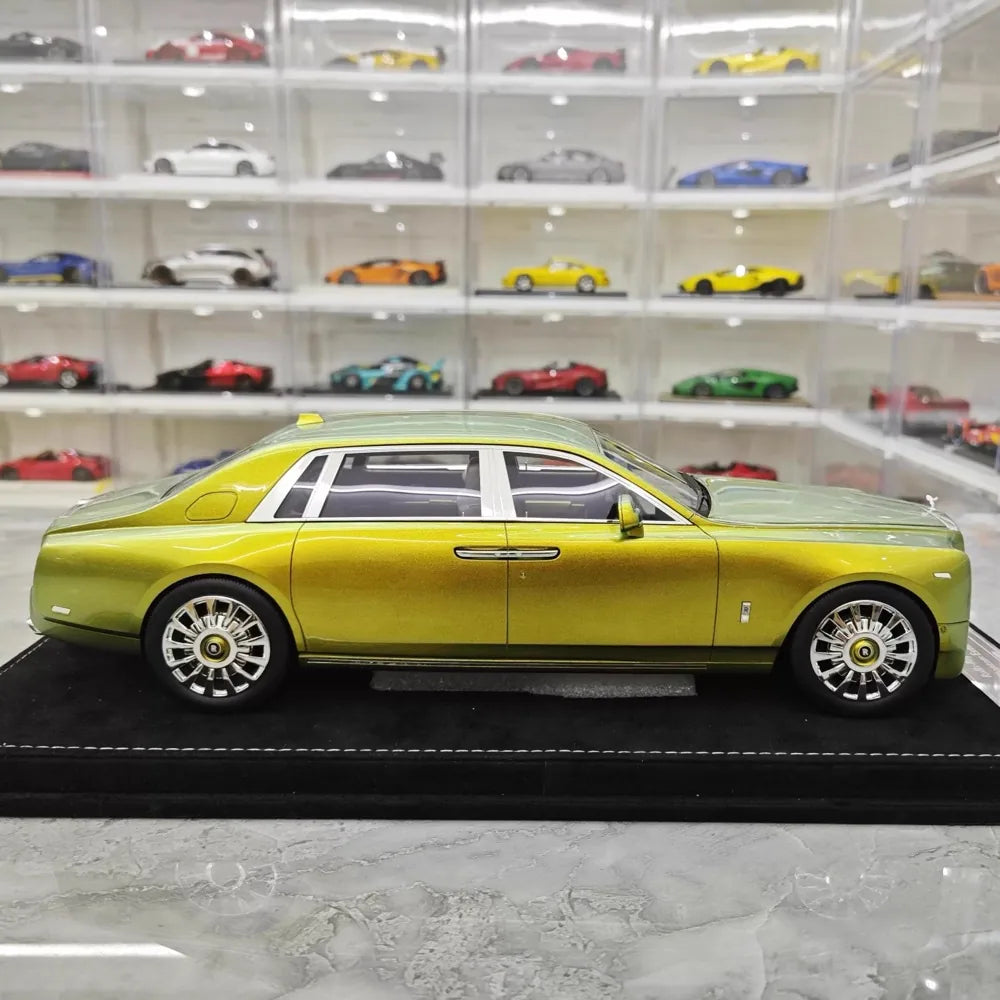 [Henson & Heaven] 1:18 Rolls-Royce 2017 Phantom VIII Metallic Lime Green Model Car Resin