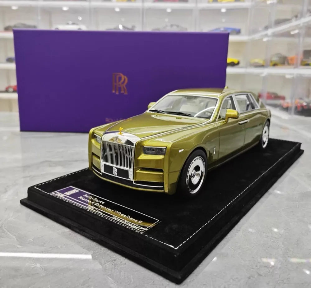 [Henson & Heaven] 1:18 Rolls-Royce 2017 Phantom VIII Olive Green Metallic Model Car Resin