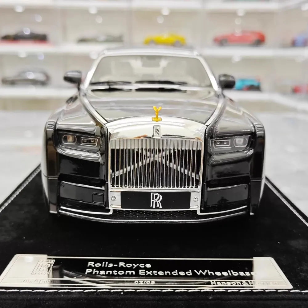 [Henson & Heaven] 1:18 Rolls-Royce 2017 Phantom VIII Extended Wheelbase Black Model Car Resin