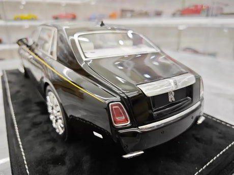 [Henson & Heaven] 1:18 Rolls-Royce 2017 Phantom VIII Extended Wheelbase Black Model Car Resin