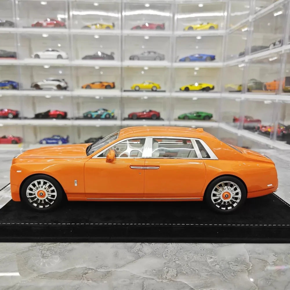 [Henson & Heaven] 1:18 Rolls-Royce 2017 Phantom VIII Extended Wheelbase oranje modelauto Hars