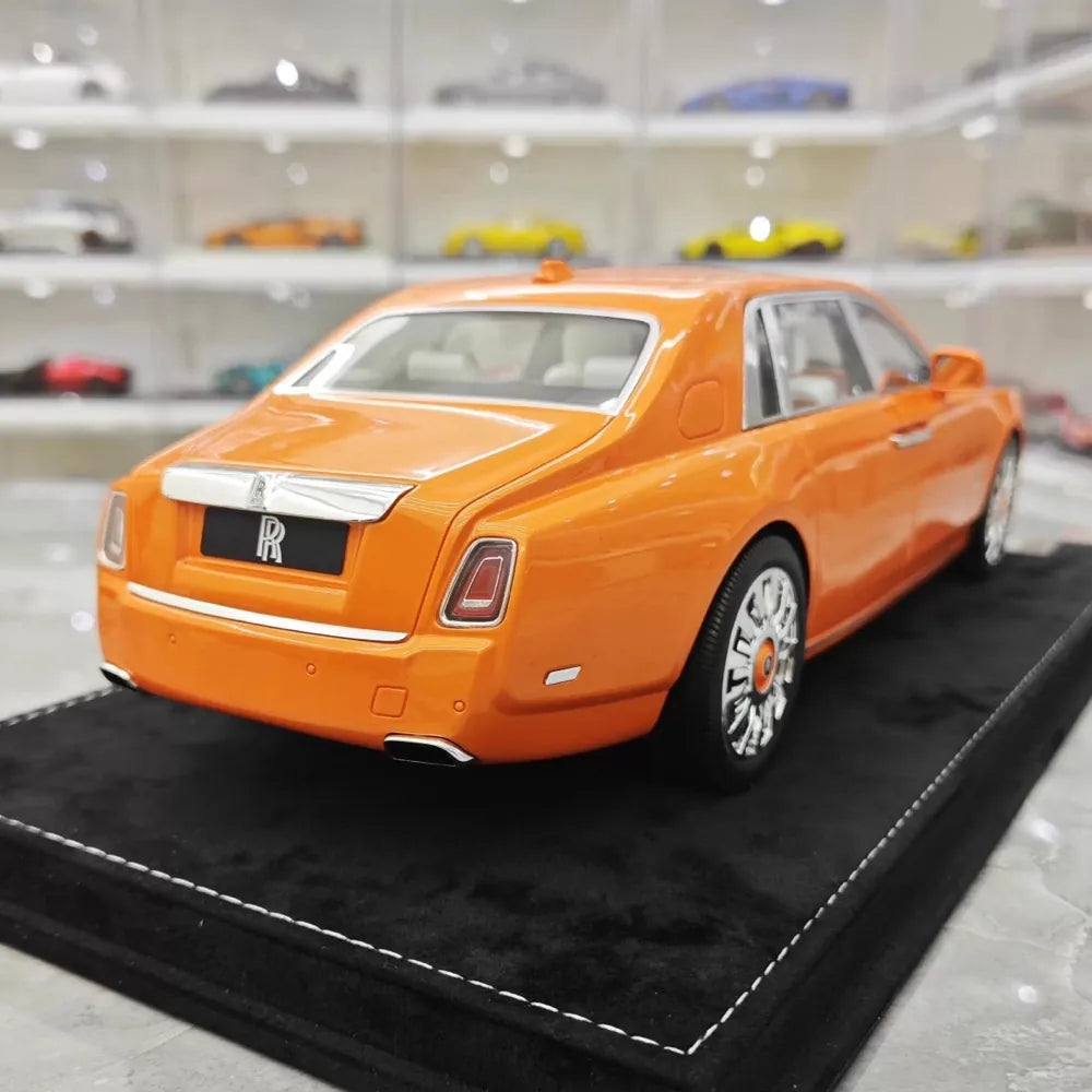 [Henson & Heaven] 1:18 Rolls-Royce 2017 Phantom VIII Extended Wheelbase Orange Model Car Resin