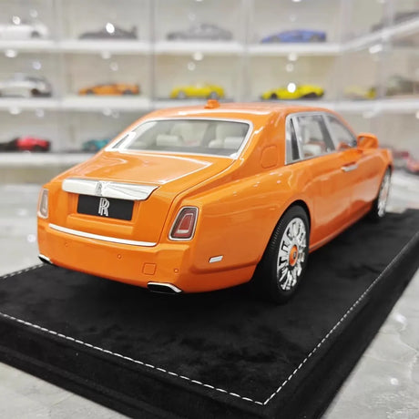 [Henson & Heaven] 1:18 Rolls-Royce 2017 Phantom VIII Extended Wheelbase Orange Model Car Resin