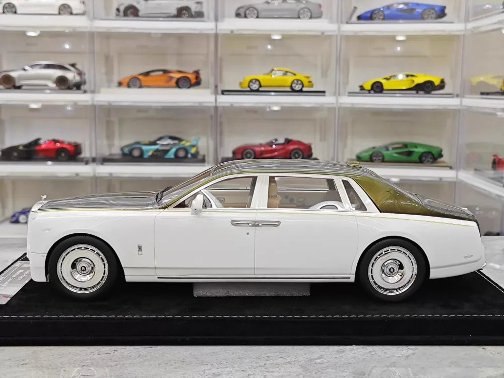 [Henson & Heaven] 1:18 Rolls-Royce 2017 Phantom VIII Extended Wheelbase White Black Model Car Resin