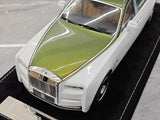 [Henson & Heaven] 1:18 Rolls-Royce 2017 Phantom VIII Extended Wheelbase bianco nero modellino di auto resina