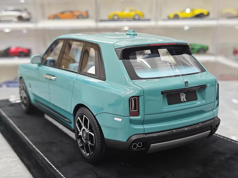[Henson & Heaven] 1:18 Rolls-Royce 2018 Cullinan Blue Model Car Resin