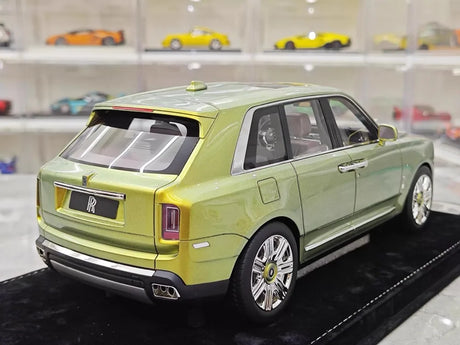 [Henson & Heaven] 1:18 Rolls-Royce 2018 Cullinan Gold Model Car Resin