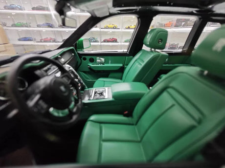 [Henson & Heaven] 1:18 Rolls-Royce 2018 Cullinan Green Model Car Resin