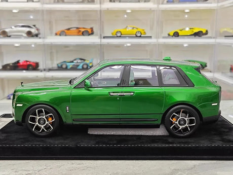 [Henson & Heaven] 1:18 Rolls-Royce 2018 Cullinan Green Model Car Resin