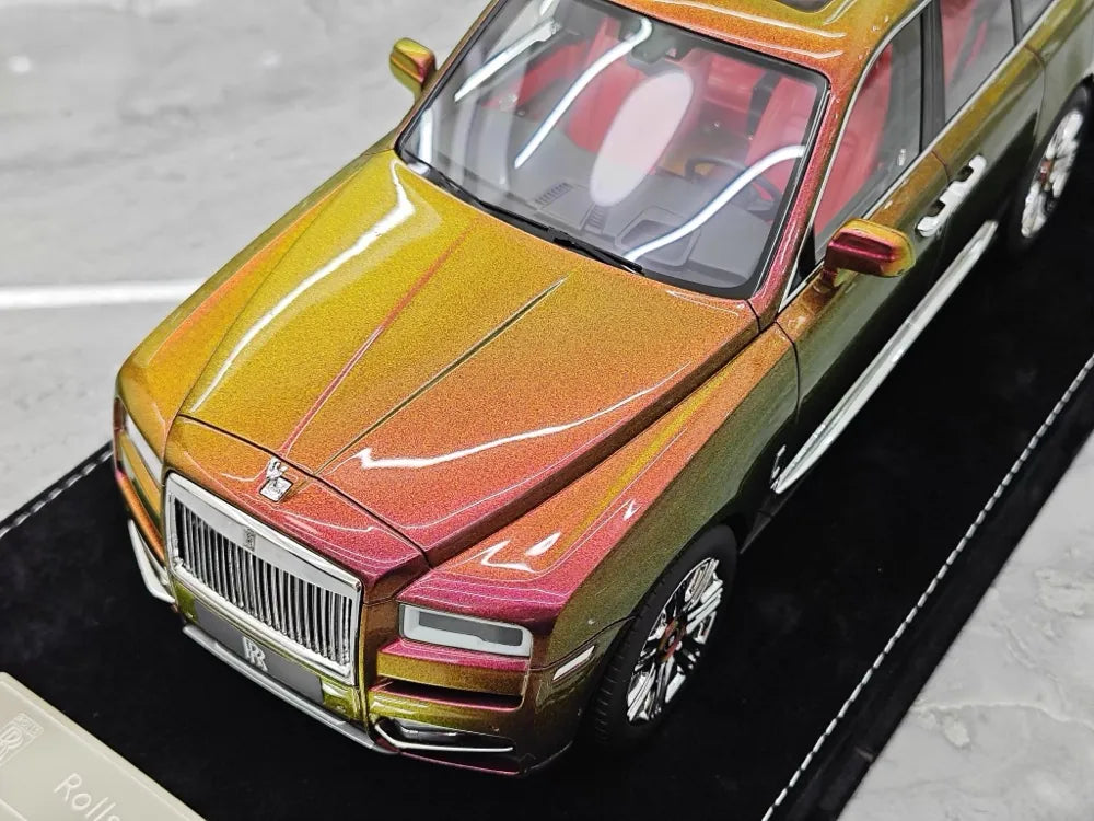 [Henson & Heaven] 1:18 Rolls-Royce 2018 Cullinan ピンク Gradient モデルカー レジン