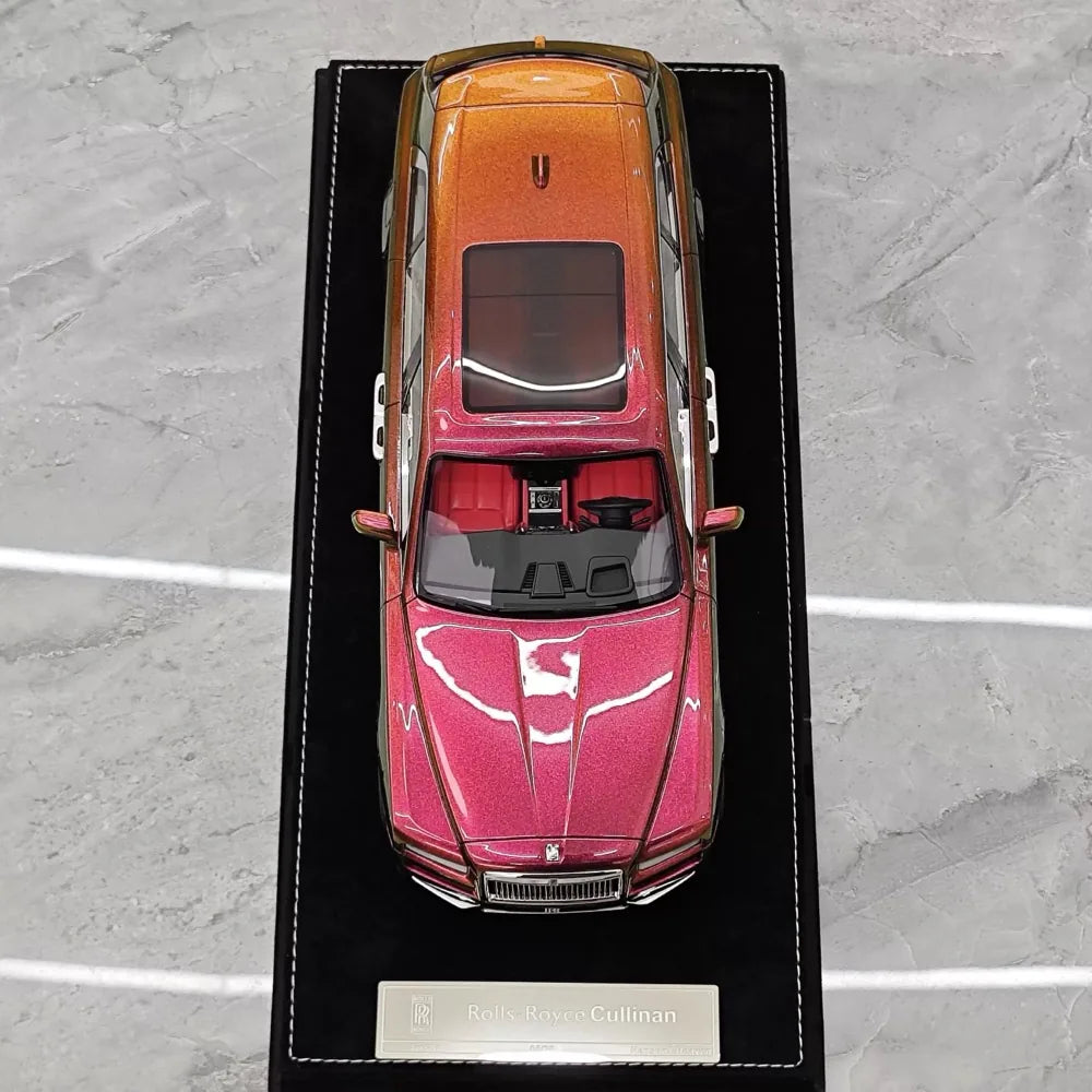 [Henson & Heaven] 1:18 Rolls-Royce 2018 Cullinan Pink Gradient Model Car Resin