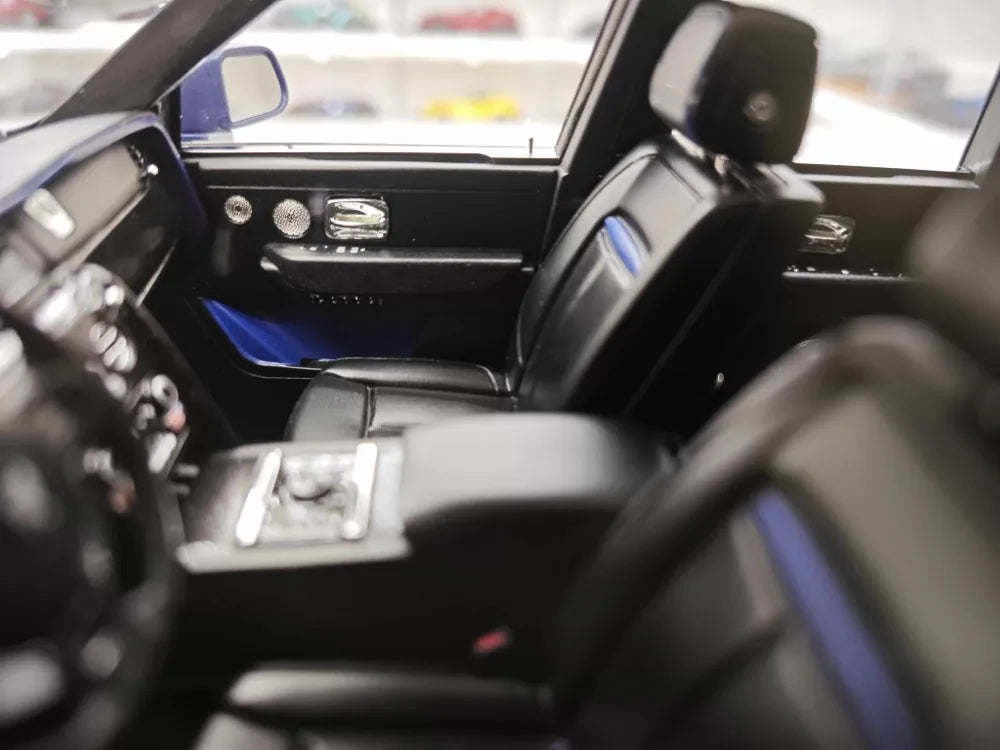 [Henson & Heaven] 1:18 Rolls-Royce 2018 Cullinan BB Blue Model Car Resin