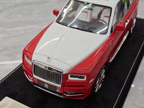 [Henson & Heaven] 1:18 Rolls-Royce 2018 Cullinan BB Red & White Model Car Resin